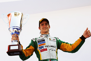 Se impone Esteban en Valencia al lograr su primer triunfo en GP2