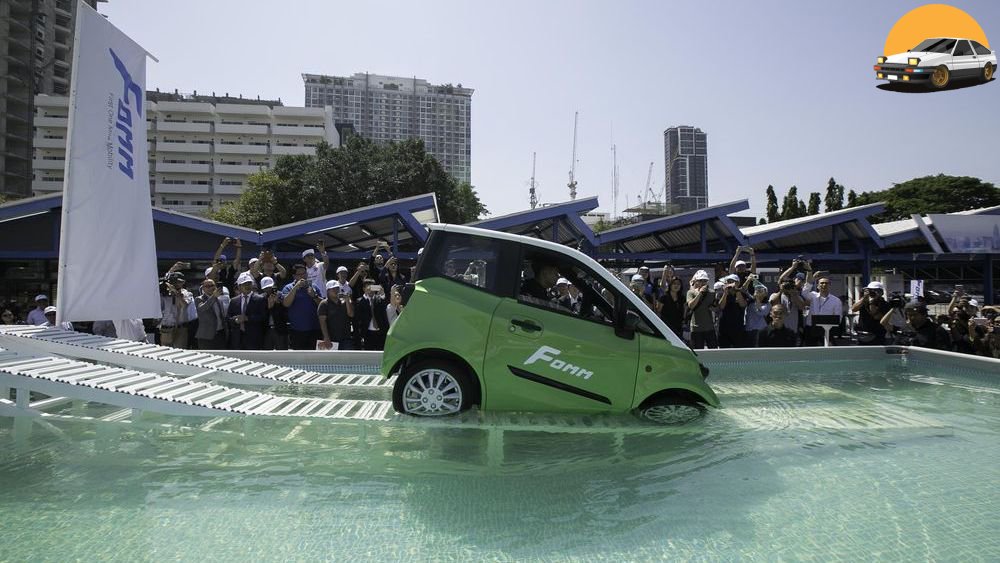 รถ EV วิ่งบนน้ำ